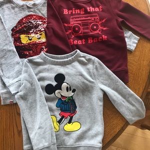 Boys XS 4/5 Crew Neck Sweatshirt Lot